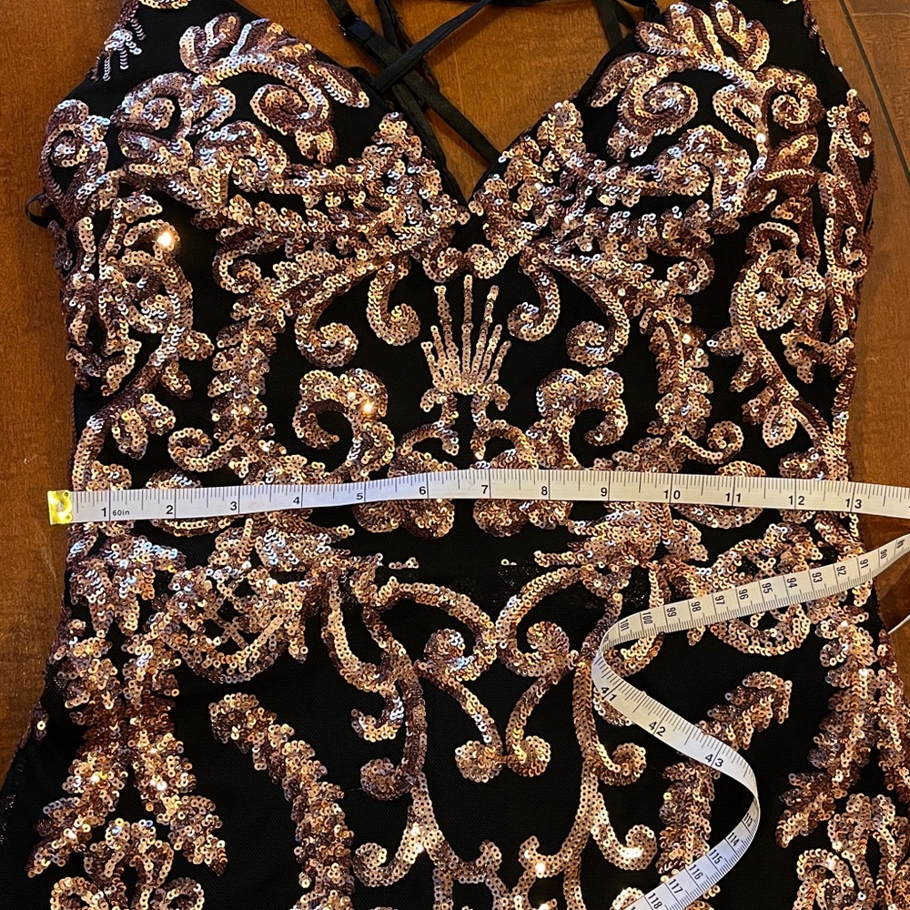 Windsor Sequin Evening/ Party Bodycon Mini Dress. Copper and black. Size S - Picture 14 of 15